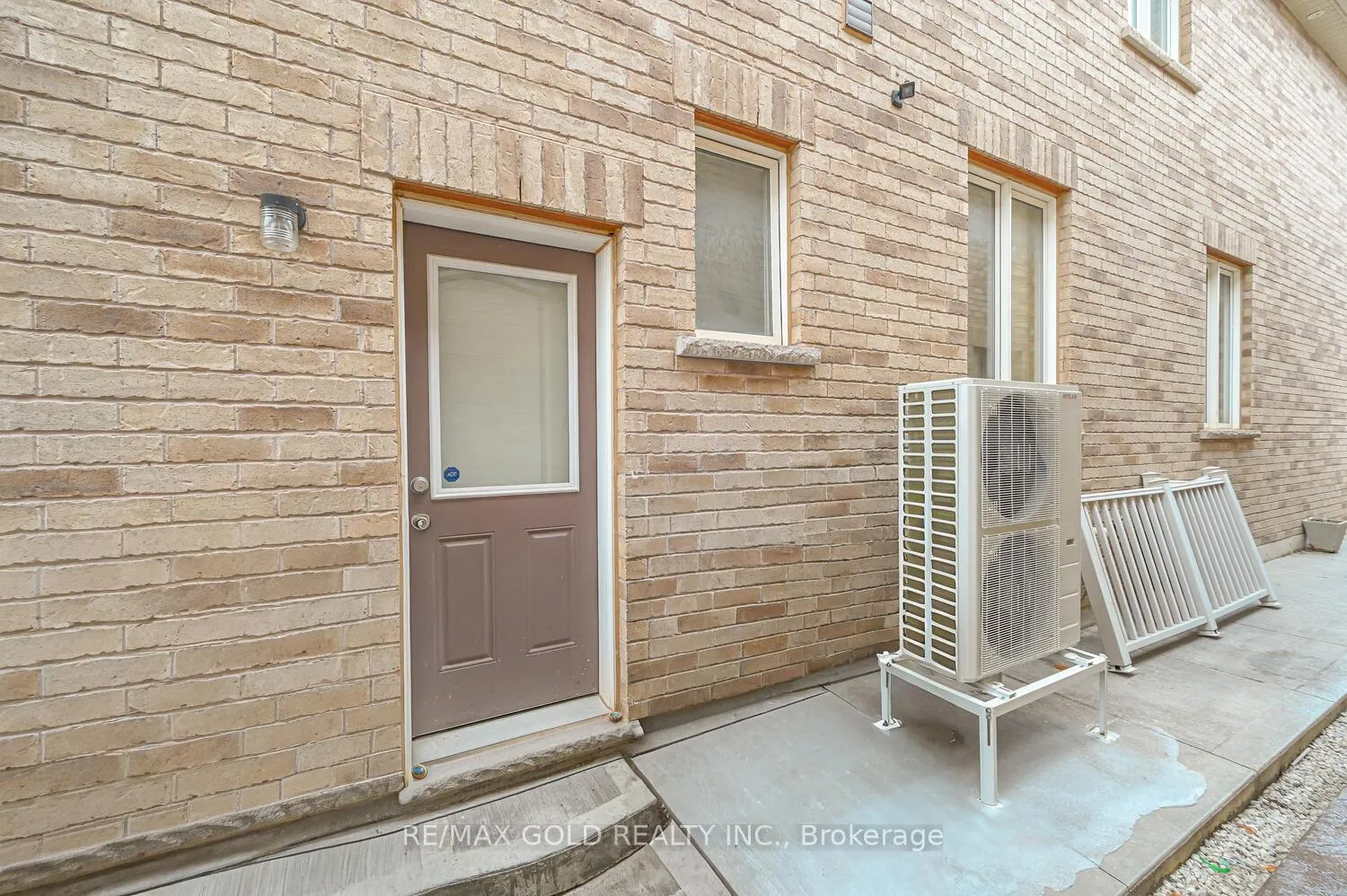 Photo 43 of 21 Parity Road, Brampton, Credit Valley — HOMEH
