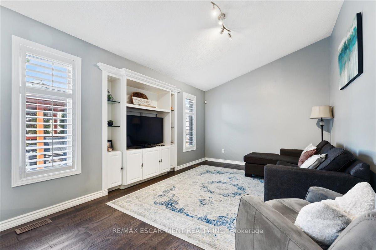 Photo 19 of 6 Tamarack Court, Grimsby, Grimsby West — HOMEH