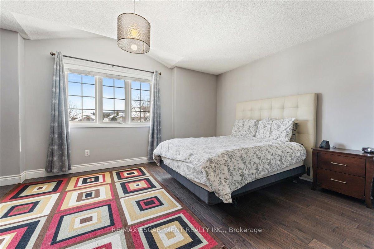Photo 23 of 6 Tamarack Court, Grimsby, Grimsby West — HOMEH