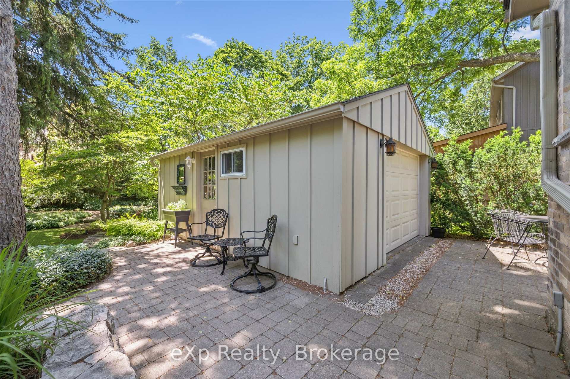 Photo 38 of 72 Kathleen Street, Guelph, Exhibition Park — HOMEH