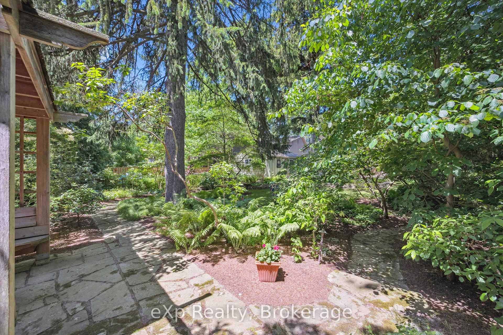 Photo 42 of 72 Kathleen Street, Guelph, Exhibition Park — HOMEH