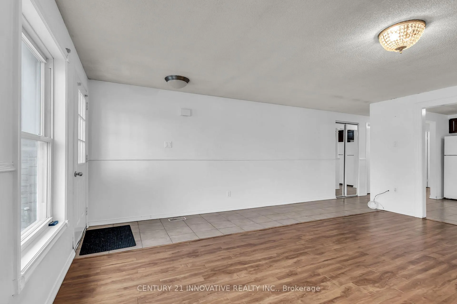Photo 12 of 690 Elgin Street E, Cambridge — HOMEH