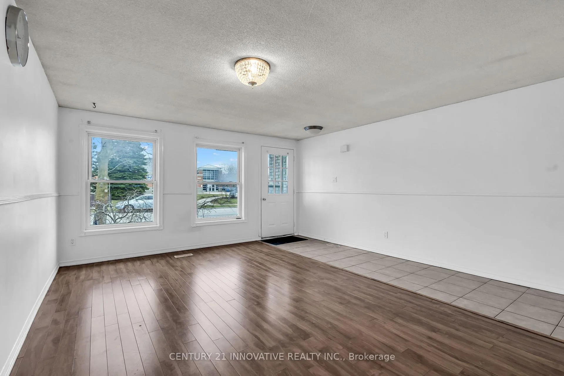 Photo 14 of 690 Elgin Street E, Cambridge — HOMEH