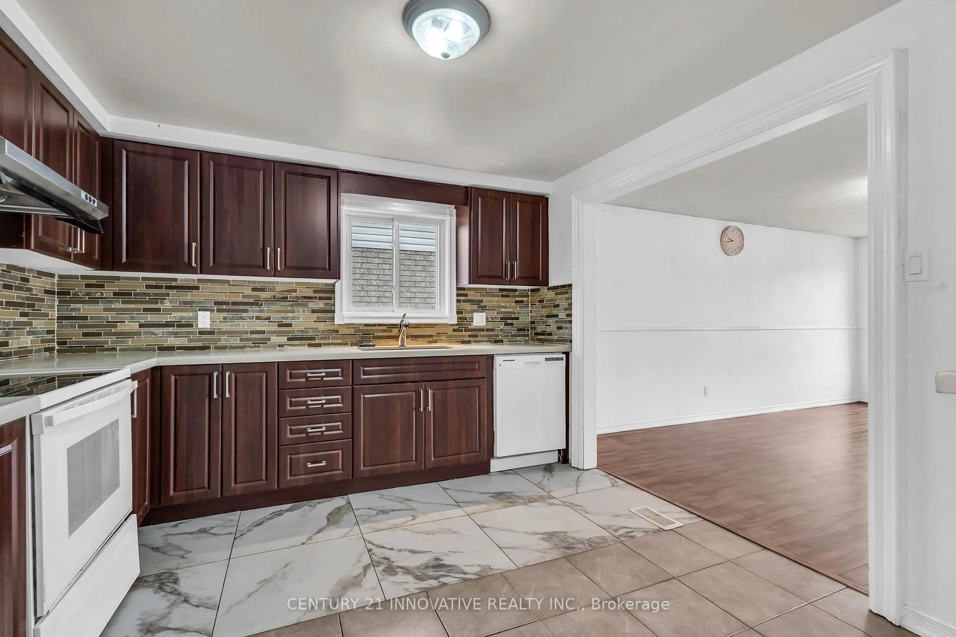Photo 19 of 690 Elgin Street E, Cambridge — HOMEH