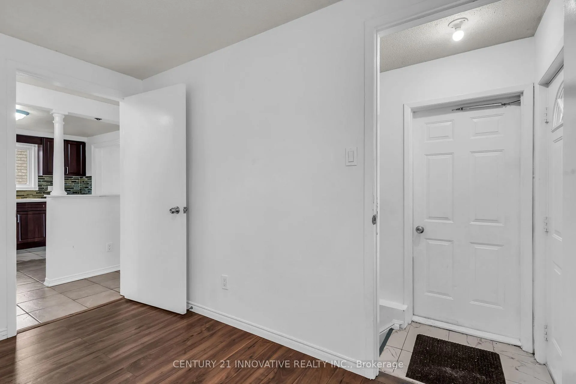 Photo 27 of 690 Elgin Street E, Cambridge — HOMEH