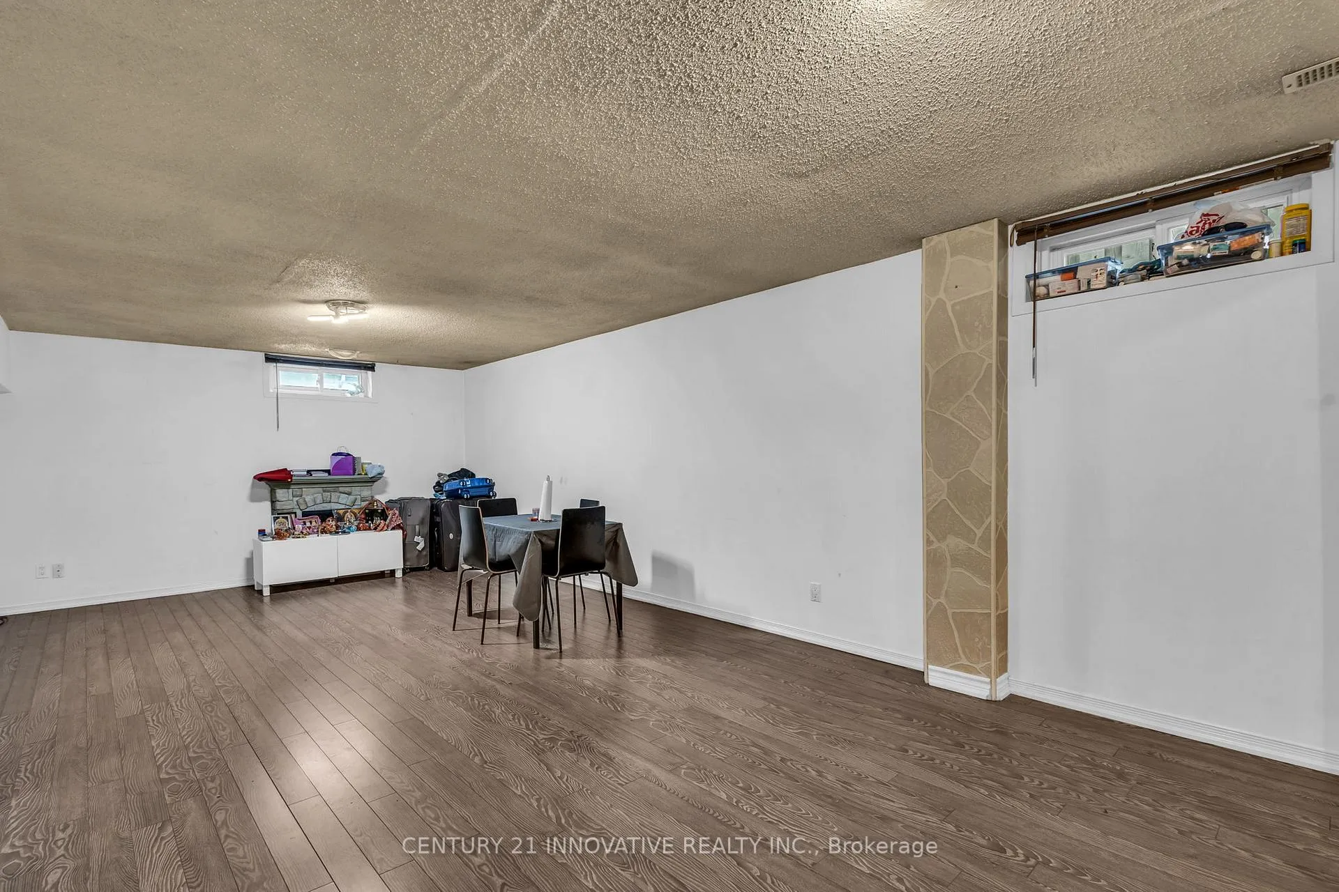 Photo 43 of 690 Elgin Street E, Cambridge — HOMEH