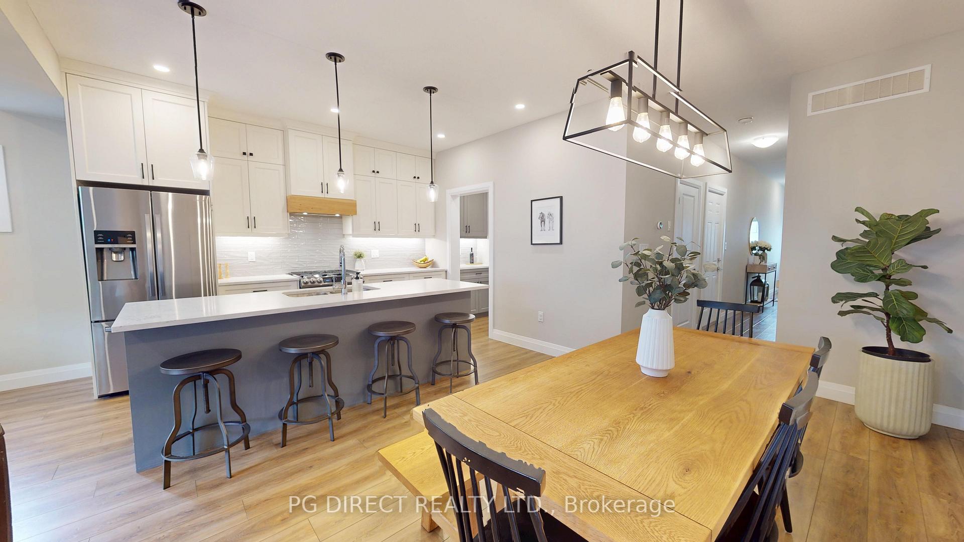 Photo 3 of Unit 1, 35 Wideman Boulevard, Guelph, Victoria North — HOMEH