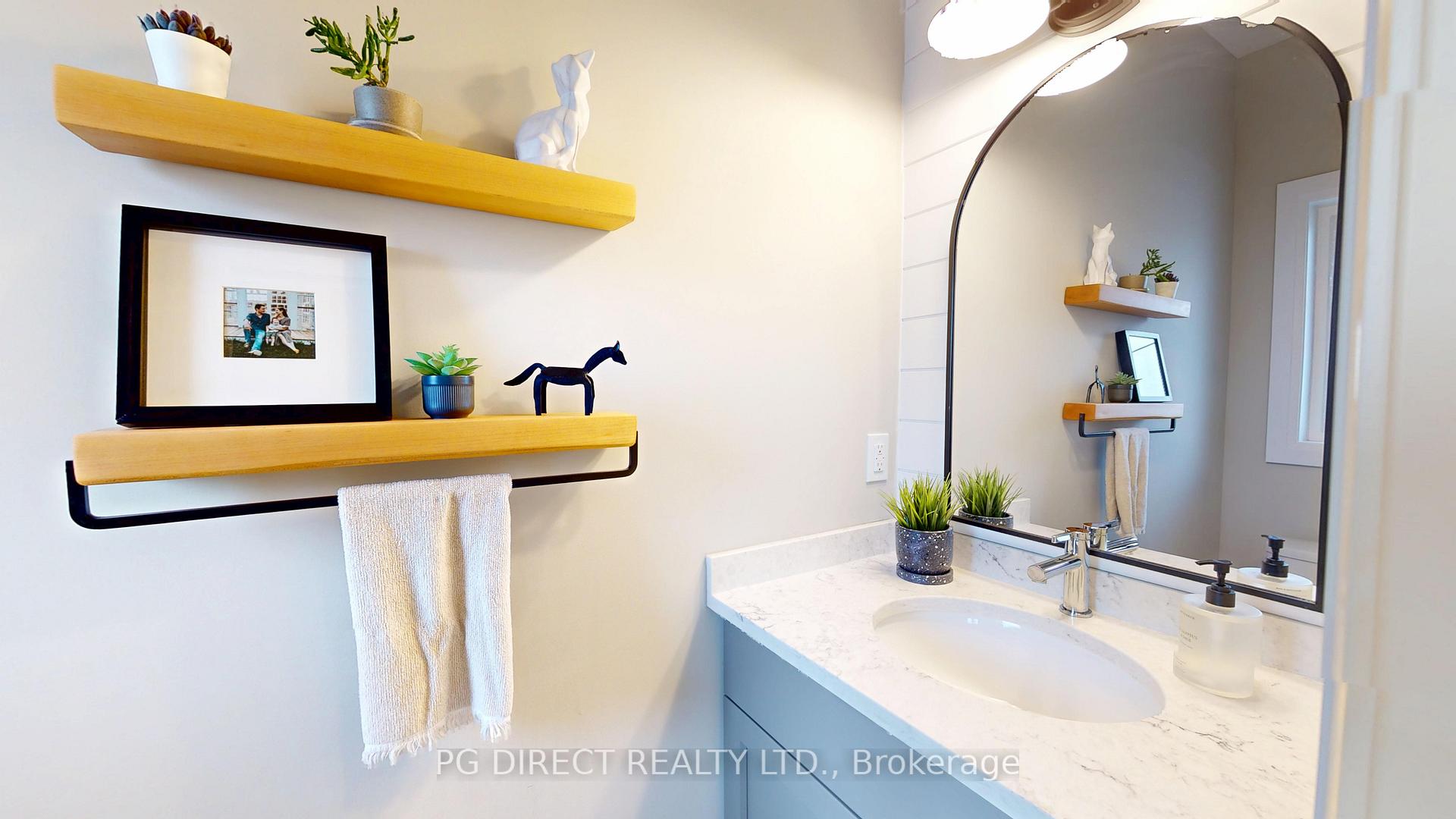 Photo 8 of Unit 1, 35 Wideman Boulevard, Guelph, Victoria North — HOMEH