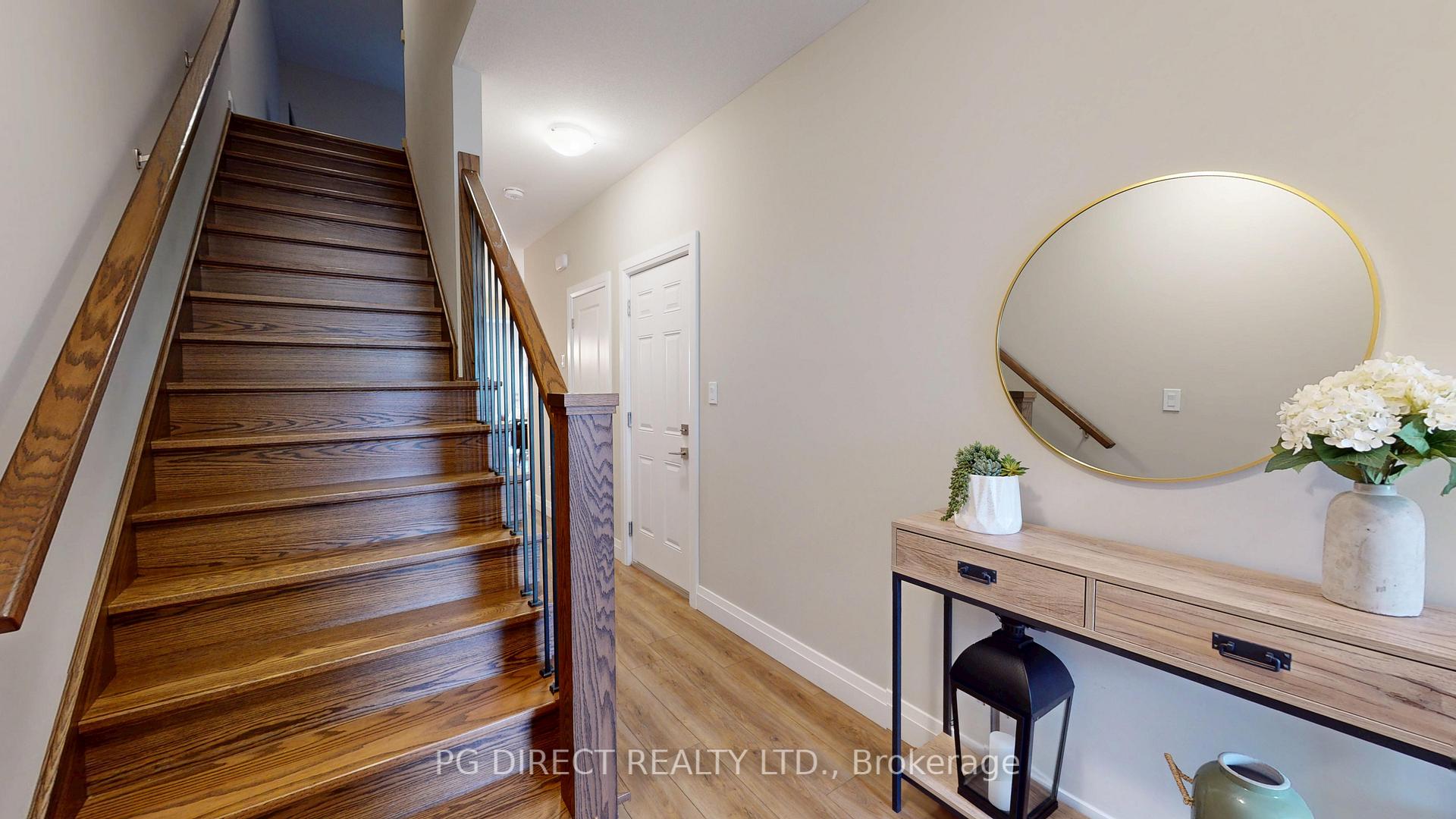 Photo 9 of Unit 1, 35 Wideman Boulevard, Guelph, Victoria North — HOMEH