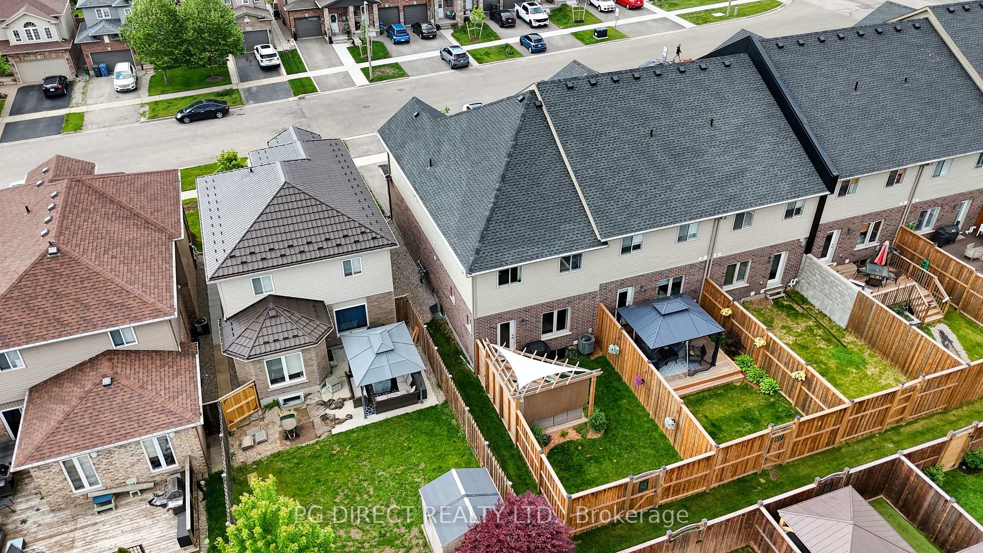 Photo 18 of Unit 1, 35 Wideman Boulevard, Guelph, Victoria North — HOMEH