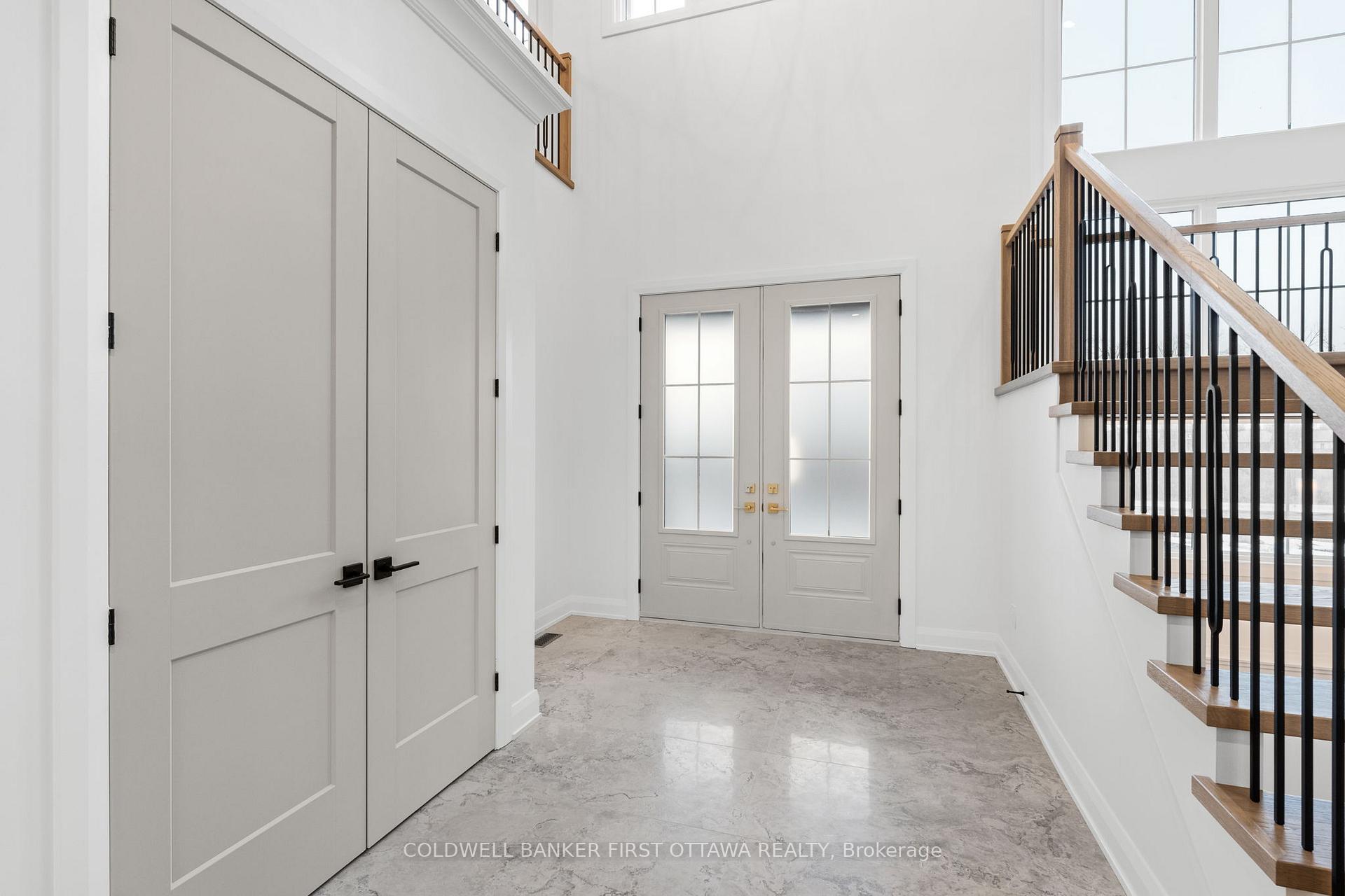 Photo 4 of 577 Shoreway Drive, Ottawa, Greely — HOMEH