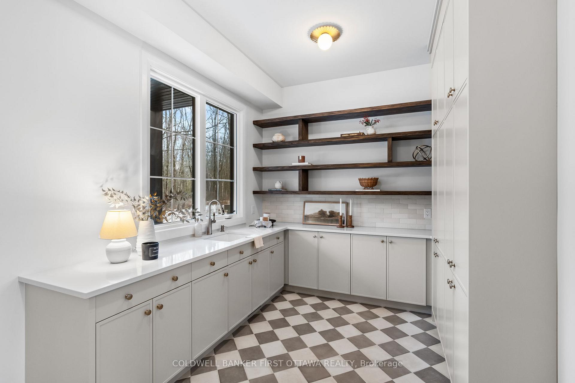 Photo 15 of 577 Shoreway Drive, Ottawa, Greely — HOMEH