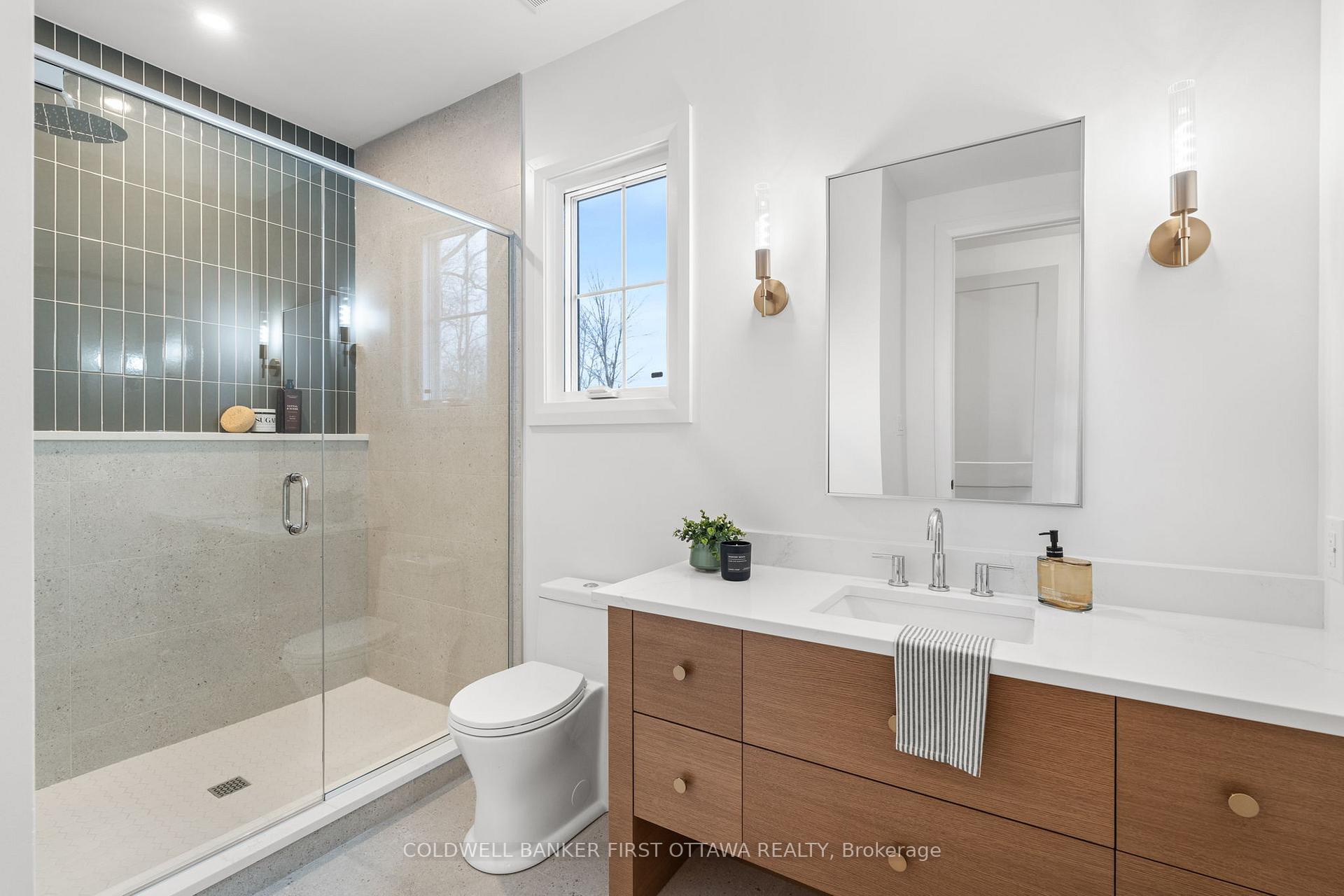 Photo 32 of 577 Shoreway Drive, Ottawa, Greely — HOMEH