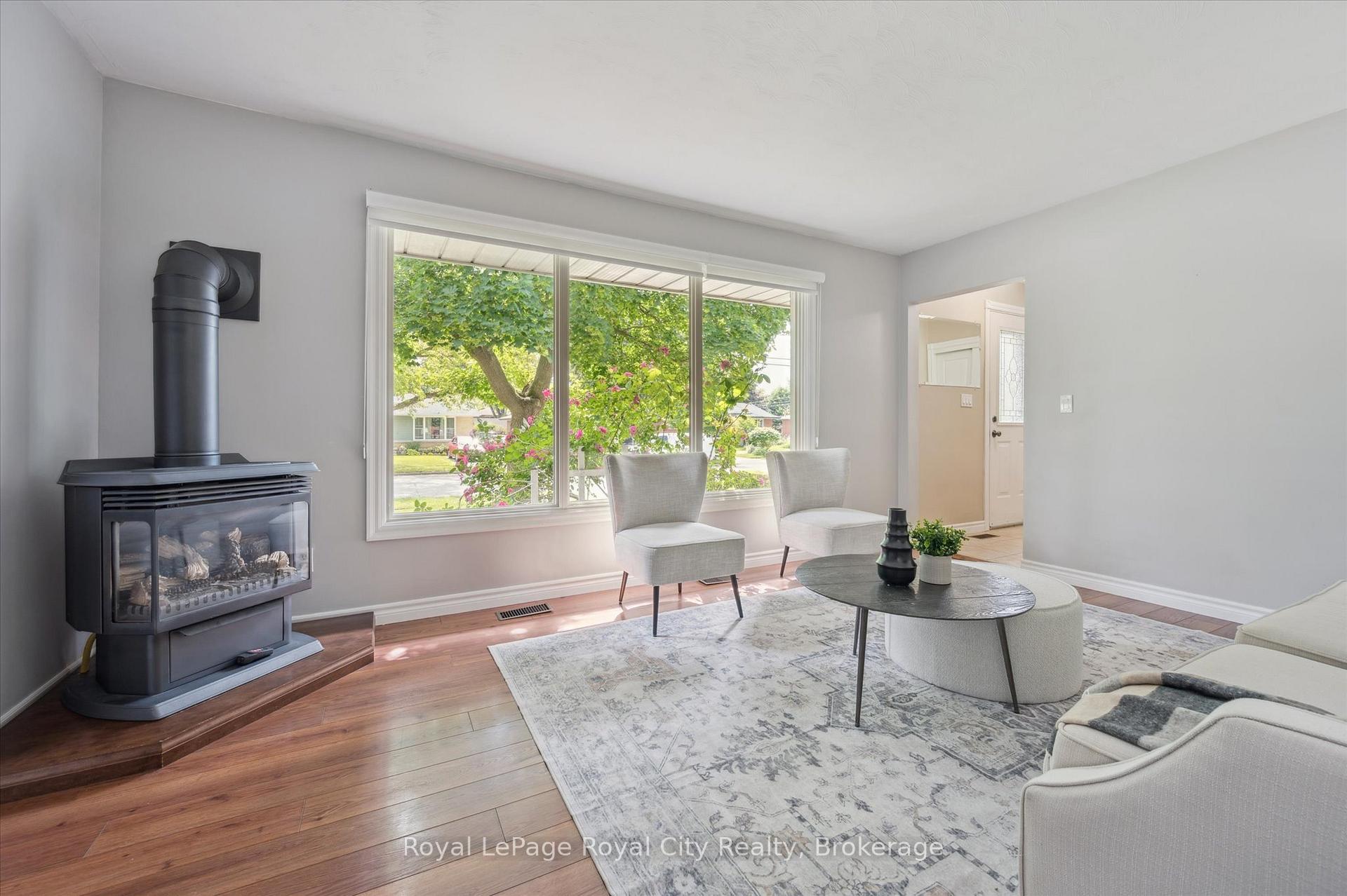 Photo 8 of 190 Waverley Drive, Guelph, Riverside Park — HOMEH