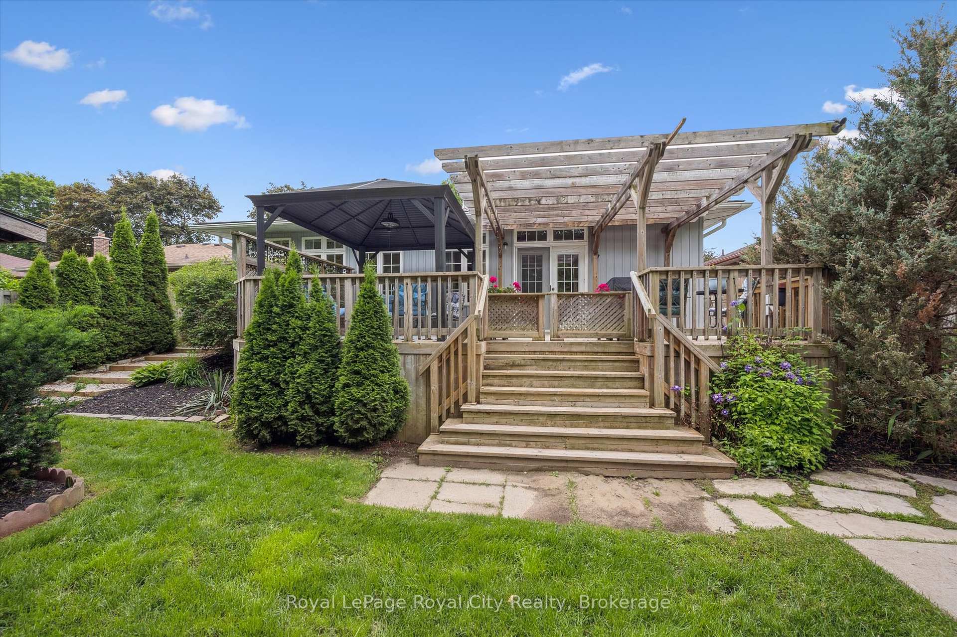 Photo 40 of 190 Waverley Drive, Guelph, Riverside Park — HOMEH