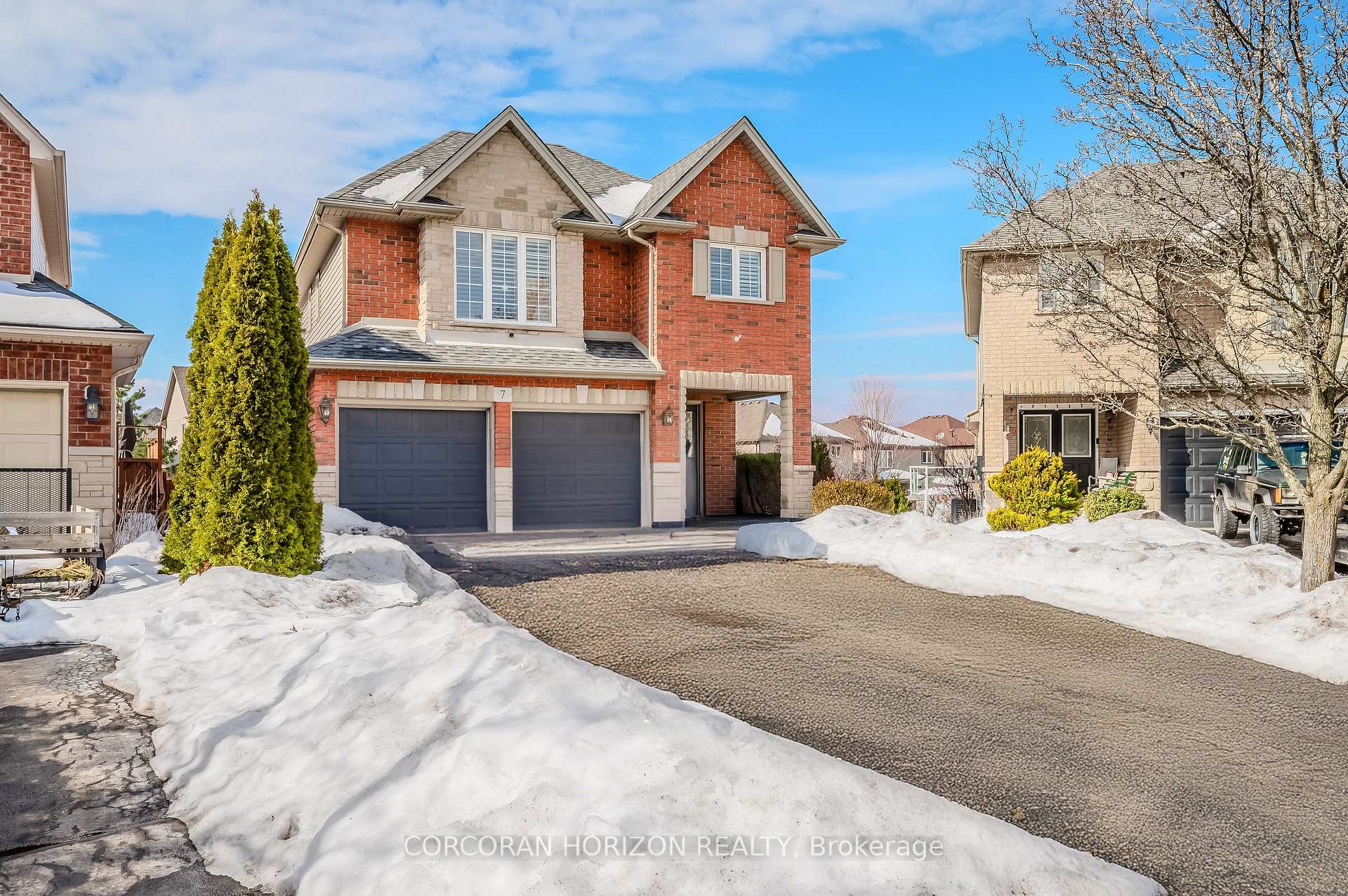 Photo 1 of 7 Pembroke Circle, Grimsby, Grimsby East — HOMEH