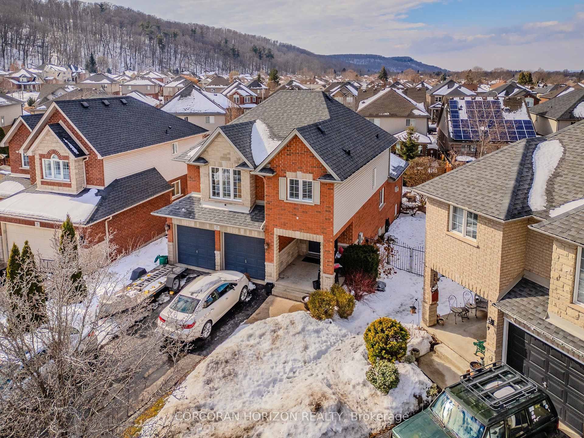 Photo 2 of 7 Pembroke Circle, Grimsby, Grimsby East — HOMEH