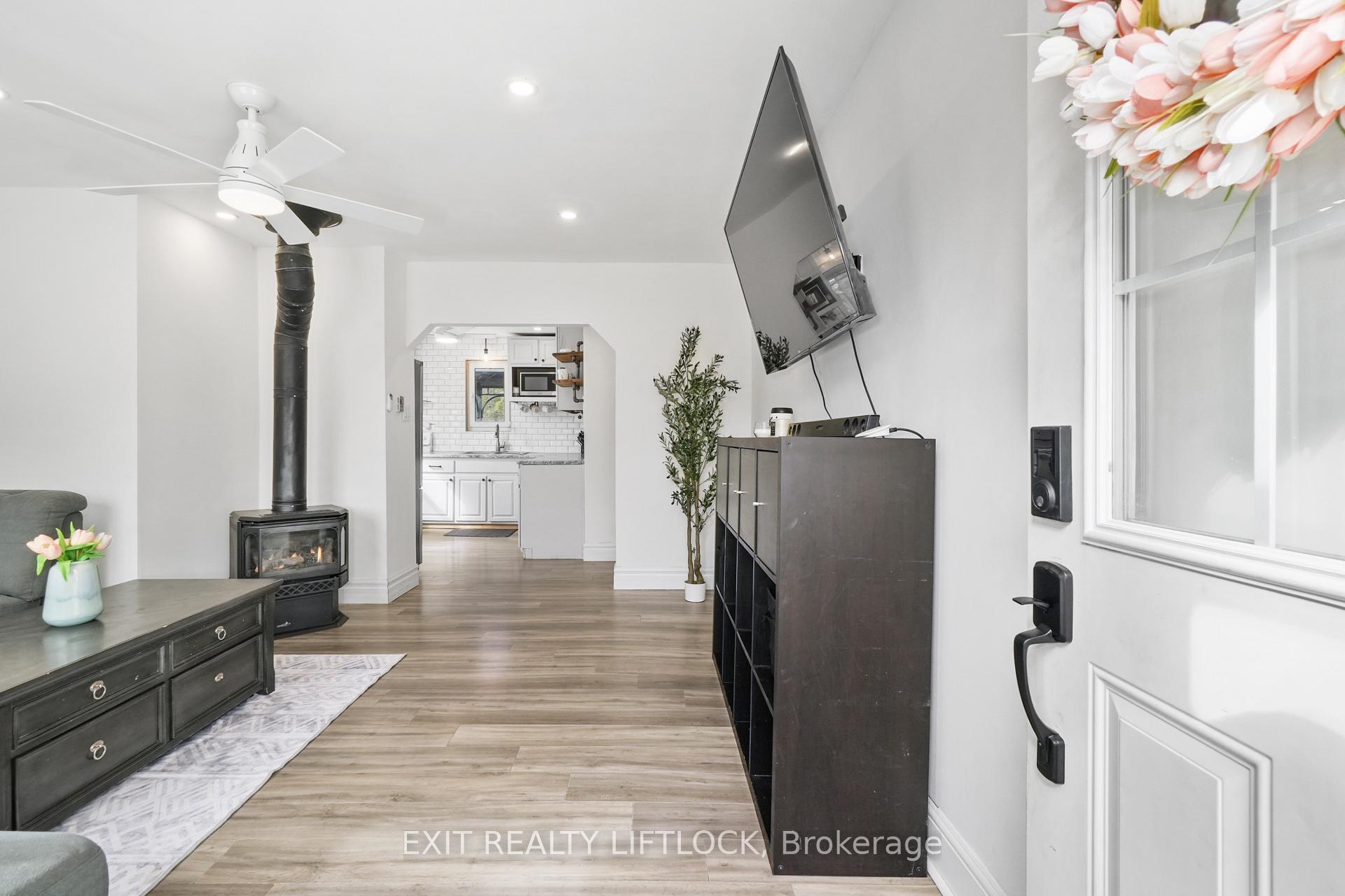 Photo 6 of 23 Wilson Street, Kawartha Lakes, Manvers — HOMEH