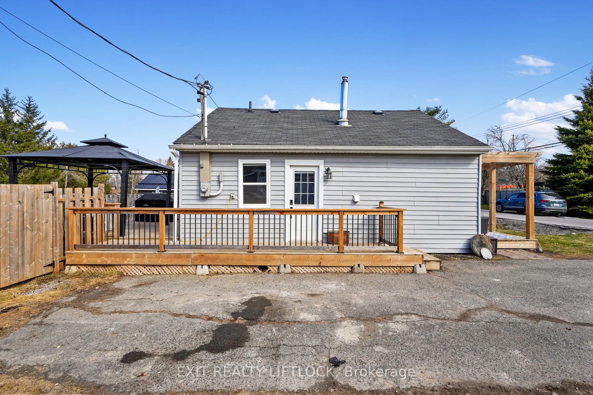 Photo 21 of 23 Wilson Street, Kawartha Lakes, Manvers — HOMEH