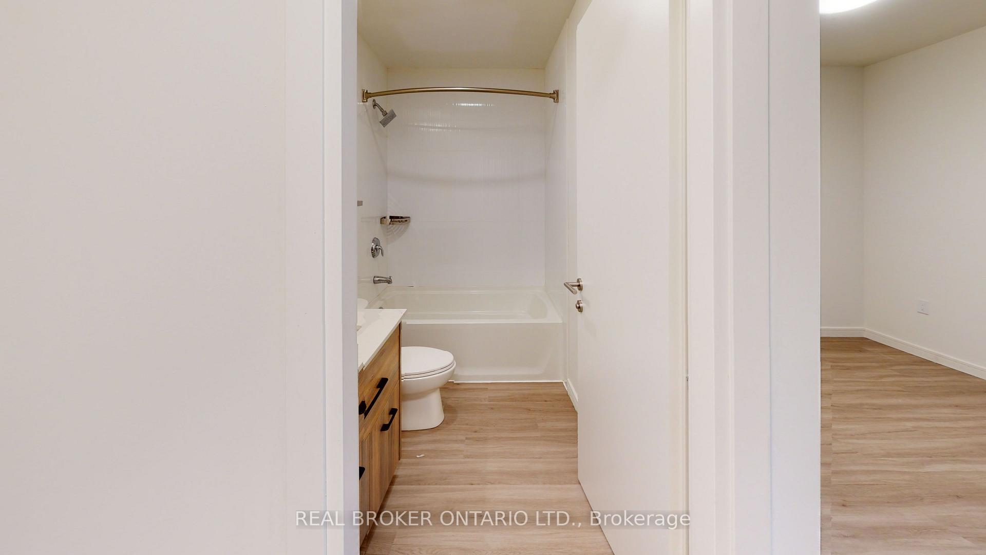 Photo 5 of Unit 508, 49 Walnut Street S, Hamilton, Stinson — HOMEH