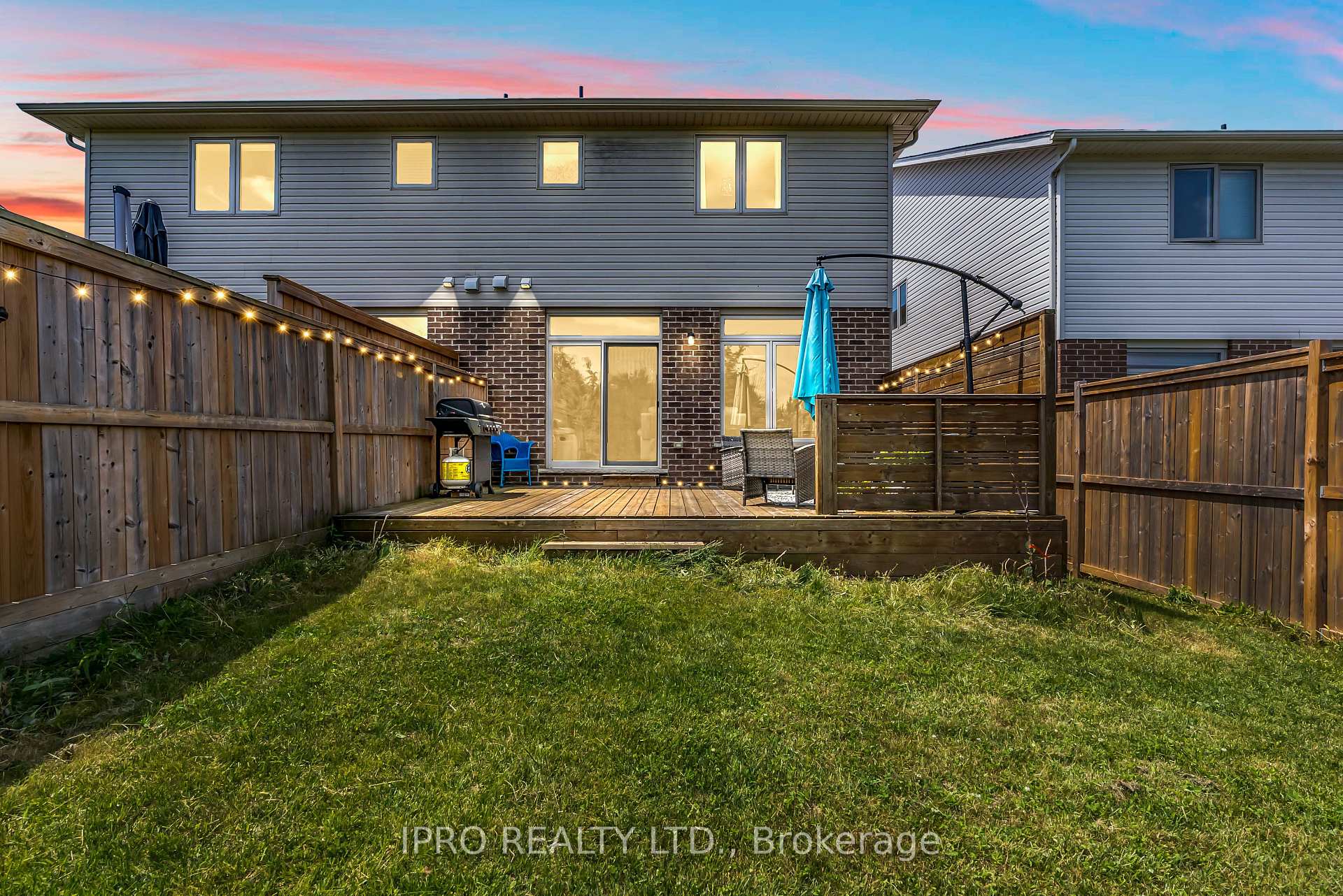 Photo 2 of 60 Dallan Drive, Guelph, Pineridge/Westminster Woods — HOMEH