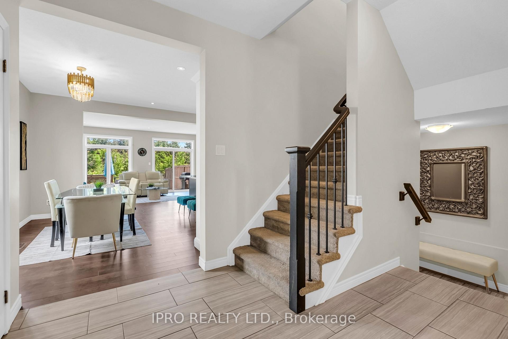 Photo 21 of 60 Dallan Drive, Guelph, Pineridge/Westminster Woods — HOMEH