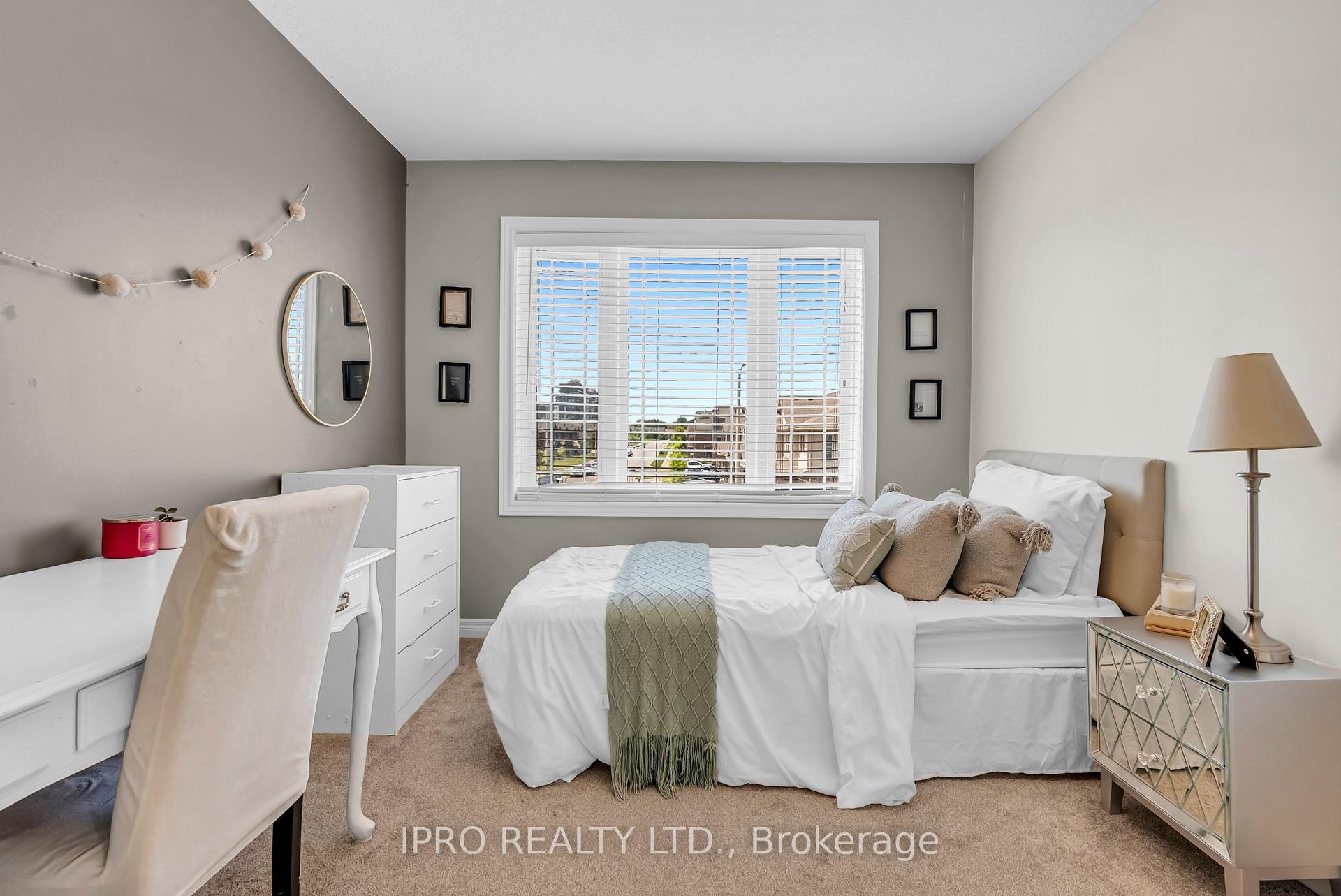 Photo 30 of 60 Dallan Drive, Guelph, Pineridge/Westminster Woods — HOMEH