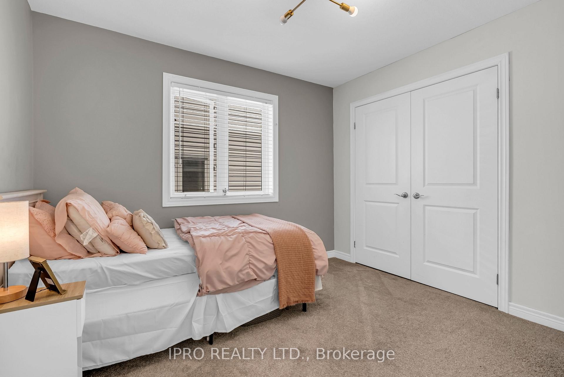 Photo 32 of 60 Dallan Drive, Guelph, Pineridge/Westminster Woods — HOMEH