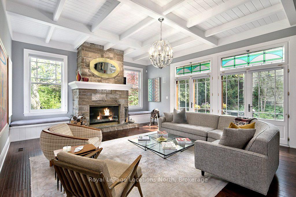 Photo 3 of 145 Bruce Street S, Blue Mountains — HOMEH