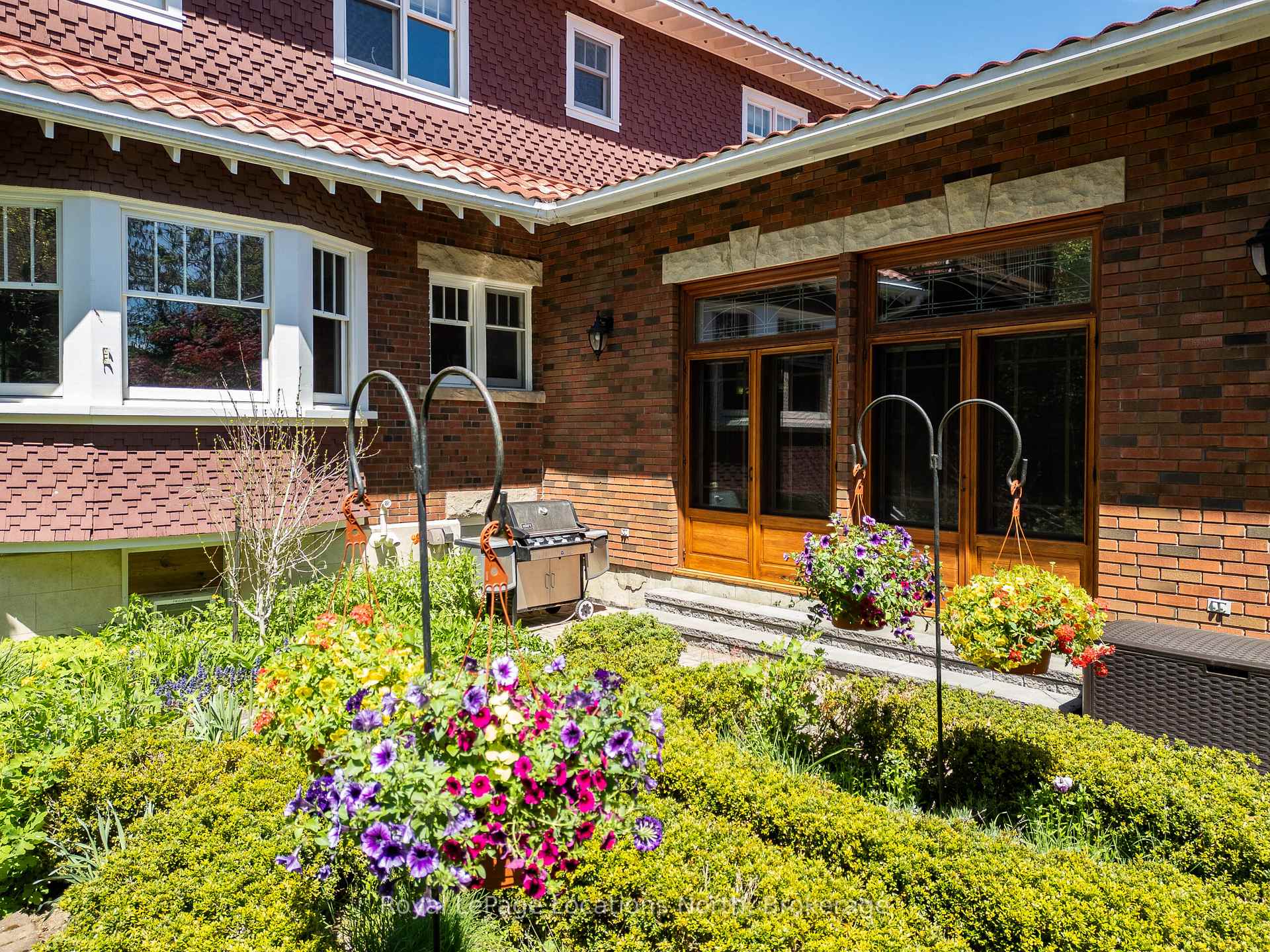 Photo 34 of 145 Bruce Street S, Blue Mountains — HOMEH