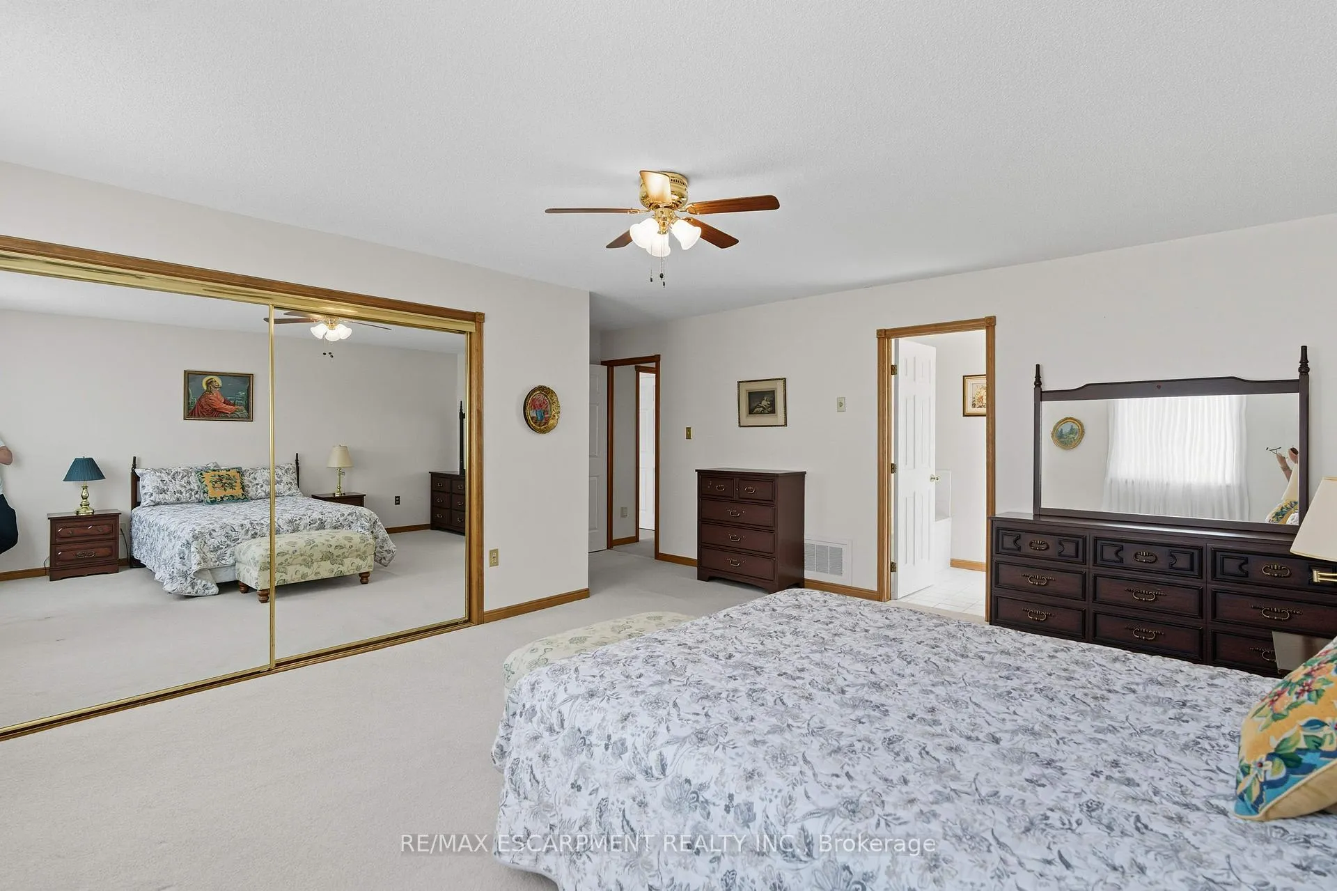 Photo 25 of 40 Gatestone Drive, Hamilton, Stoney Creek Mountain — HOMEH