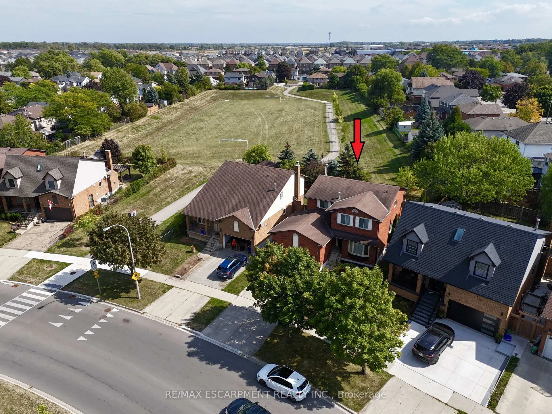 Photo 43 of 40 Gatestone Drive, Hamilton, Stoney Creek Mountain — HOMEH