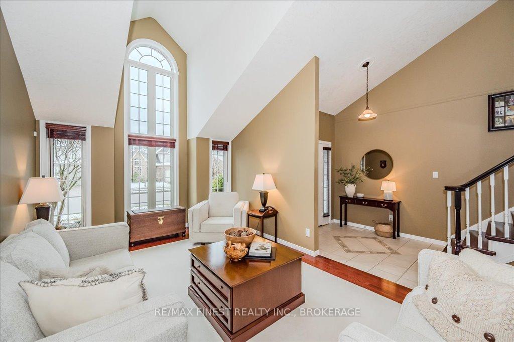 Photo 7 of 212 Summerfield Drive, Guelph, Pineridge/Westminster Woods — HOMEH