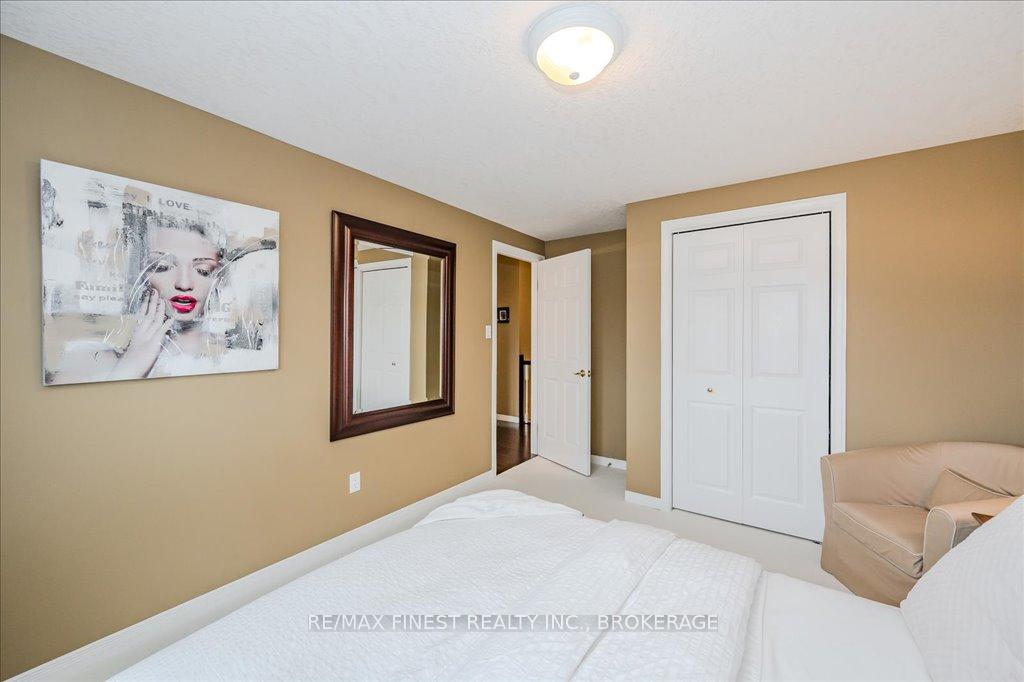Photo 29 of 212 Summerfield Drive, Guelph, Pineridge/Westminster Woods — HOMEH