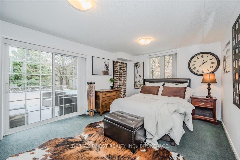Photo 34 of 212 Summerfield Drive, Guelph, Pineridge/Westminster Woods — HOMEH