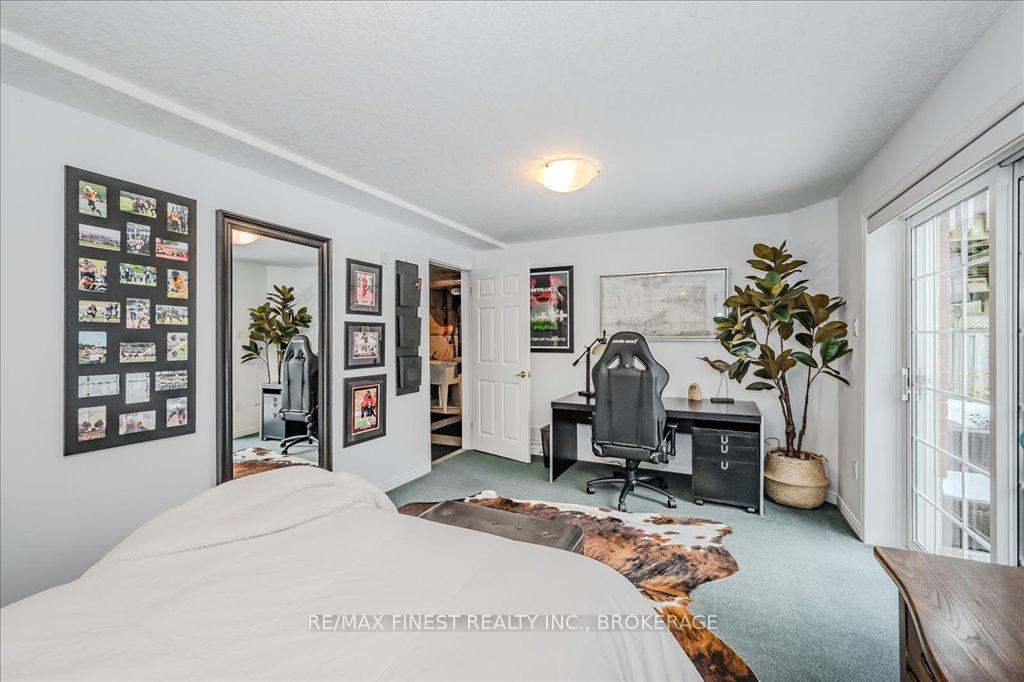 Photo 35 of 212 Summerfield Drive, Guelph, Pineridge/Westminster Woods — HOMEH
