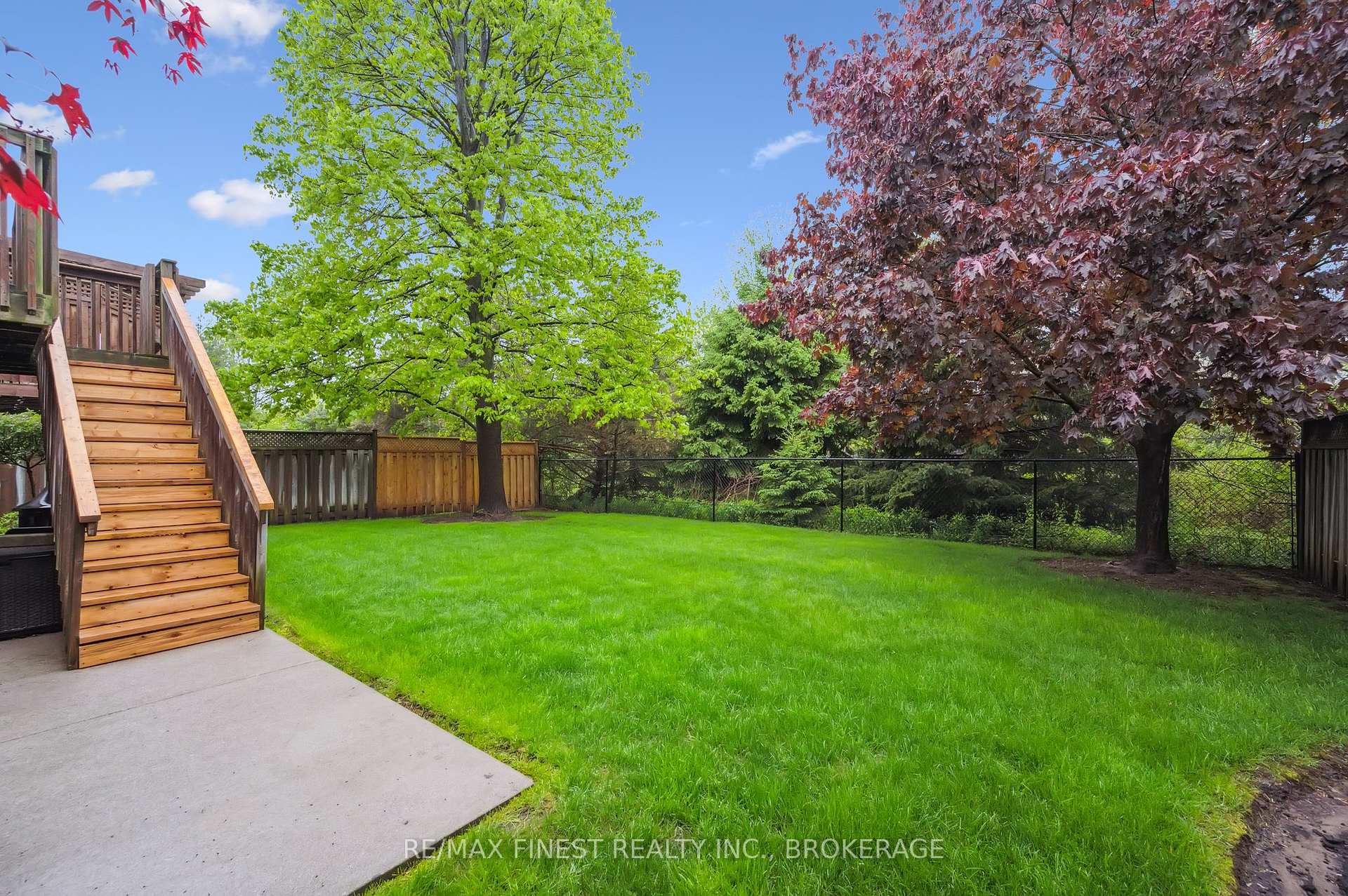Photo 44 of 212 Summerfield Drive, Guelph, Pineridge/Westminster Woods — HOMEH