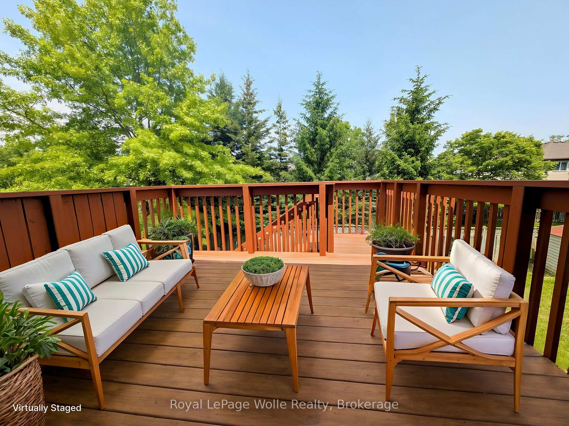 Photo 40 of 49 Bond Court, Guelph, Willow West/Sugarbush/West Acres — HOMEH