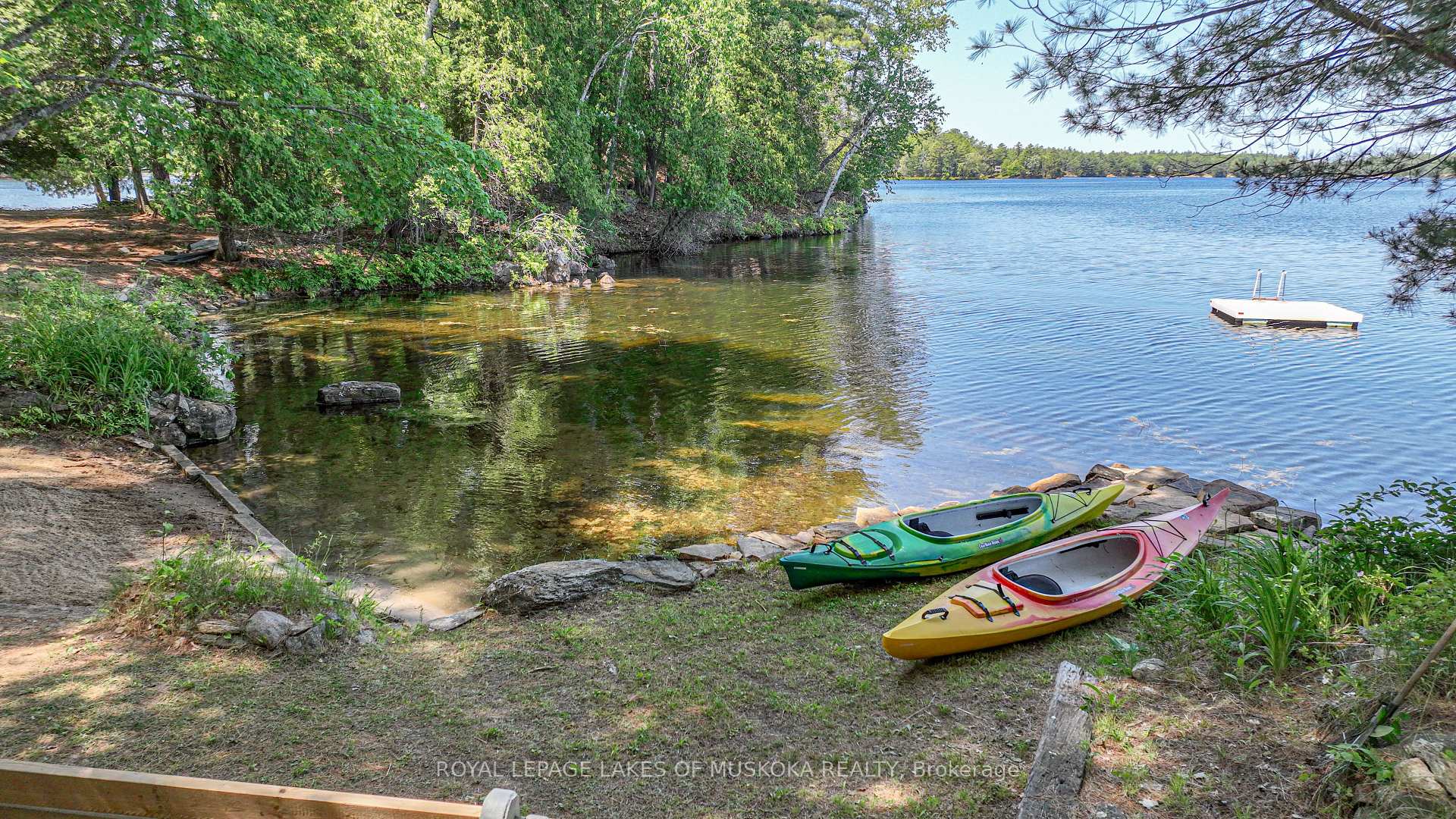 Photo 4 of 1124 Flanagan Trail, Gravenhurst, Wood (Gravenhurst) — HOMEH