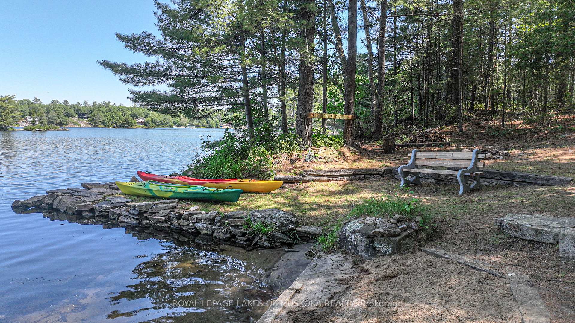 Photo 5 of 1124 Flanagan Trail, Gravenhurst, Wood (Gravenhurst) — HOMEH