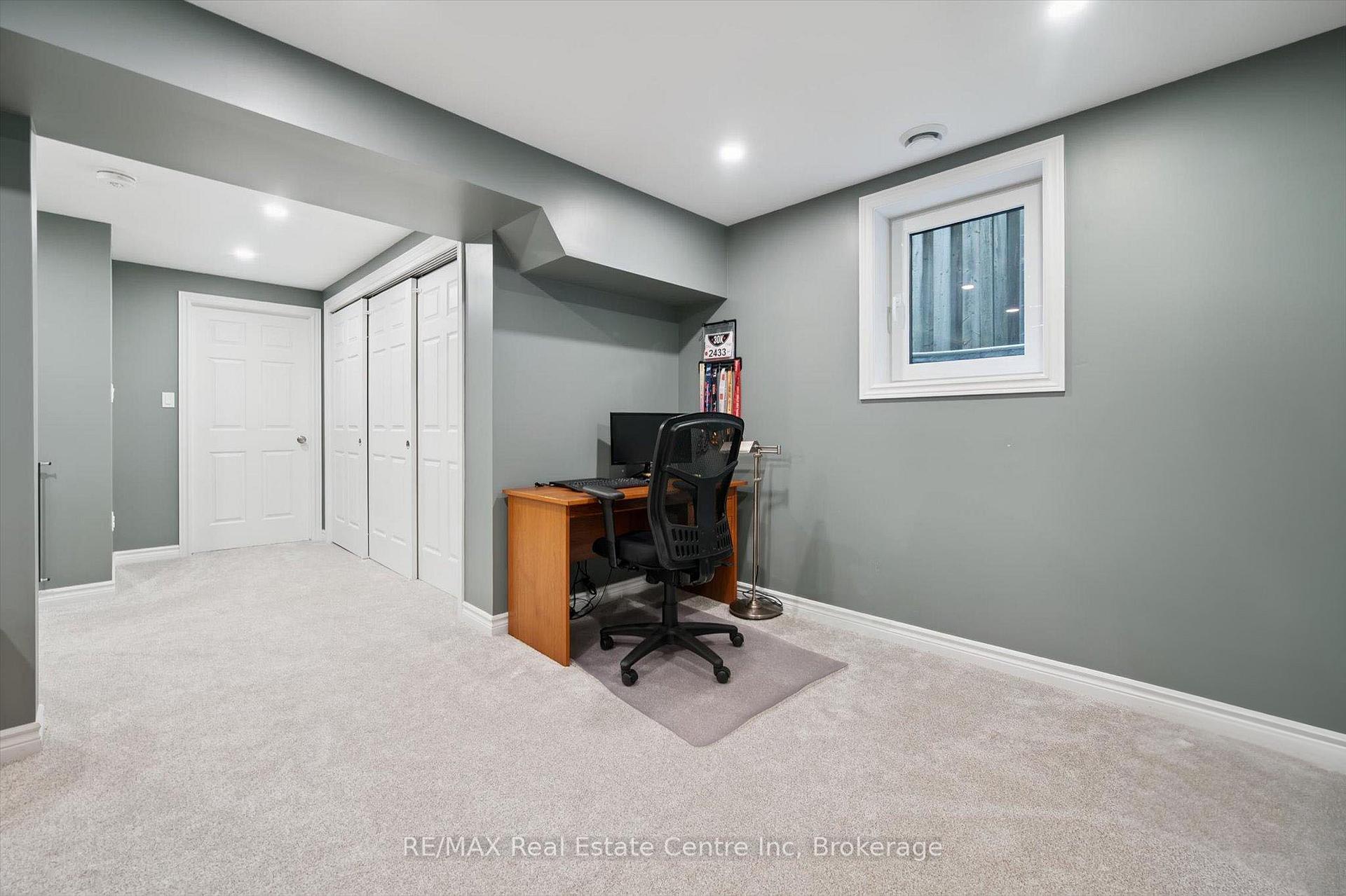 Photo 20 of 33 London Road E, Guelph, Exhibition Park — HOMEH
