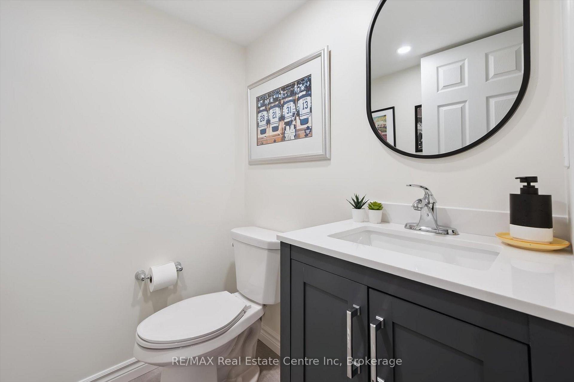 Photo 22 of 33 London Road E, Guelph, Exhibition Park — HOMEH