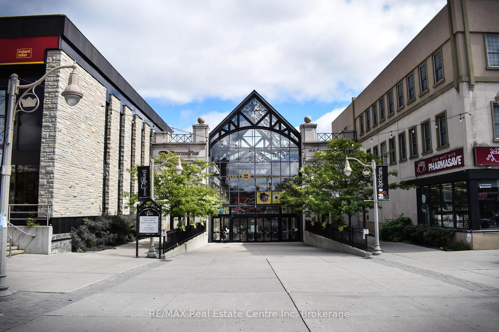Photo 28 of 33 London Road E, Guelph, Exhibition Park — HOMEH