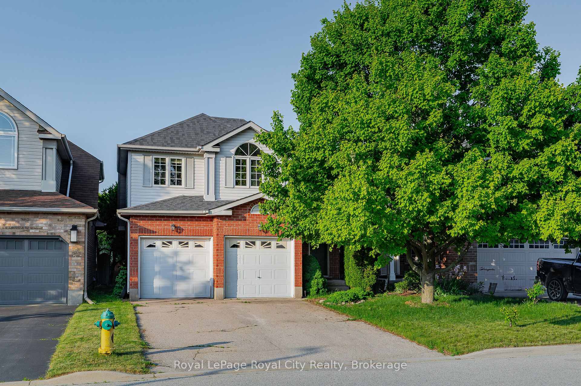 Front of 15 Camm Crescent