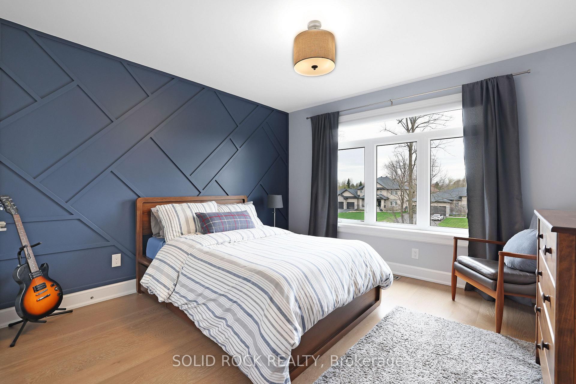 Photo 3 of 1882 Cedarlakes Way, Ottawa, Greely — HOMEH