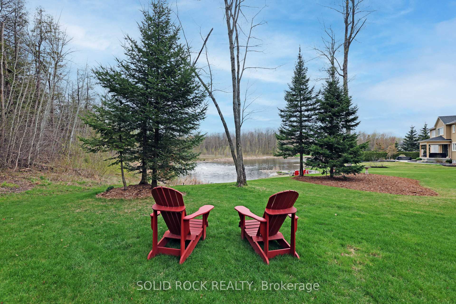 Photo 12 of 1882 Cedarlakes Way, Ottawa, Greely — HOMEH