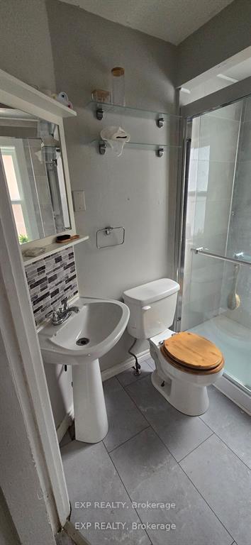 Photo 10 of 50 William Street, Hamilton, Landsdale — HOMEH