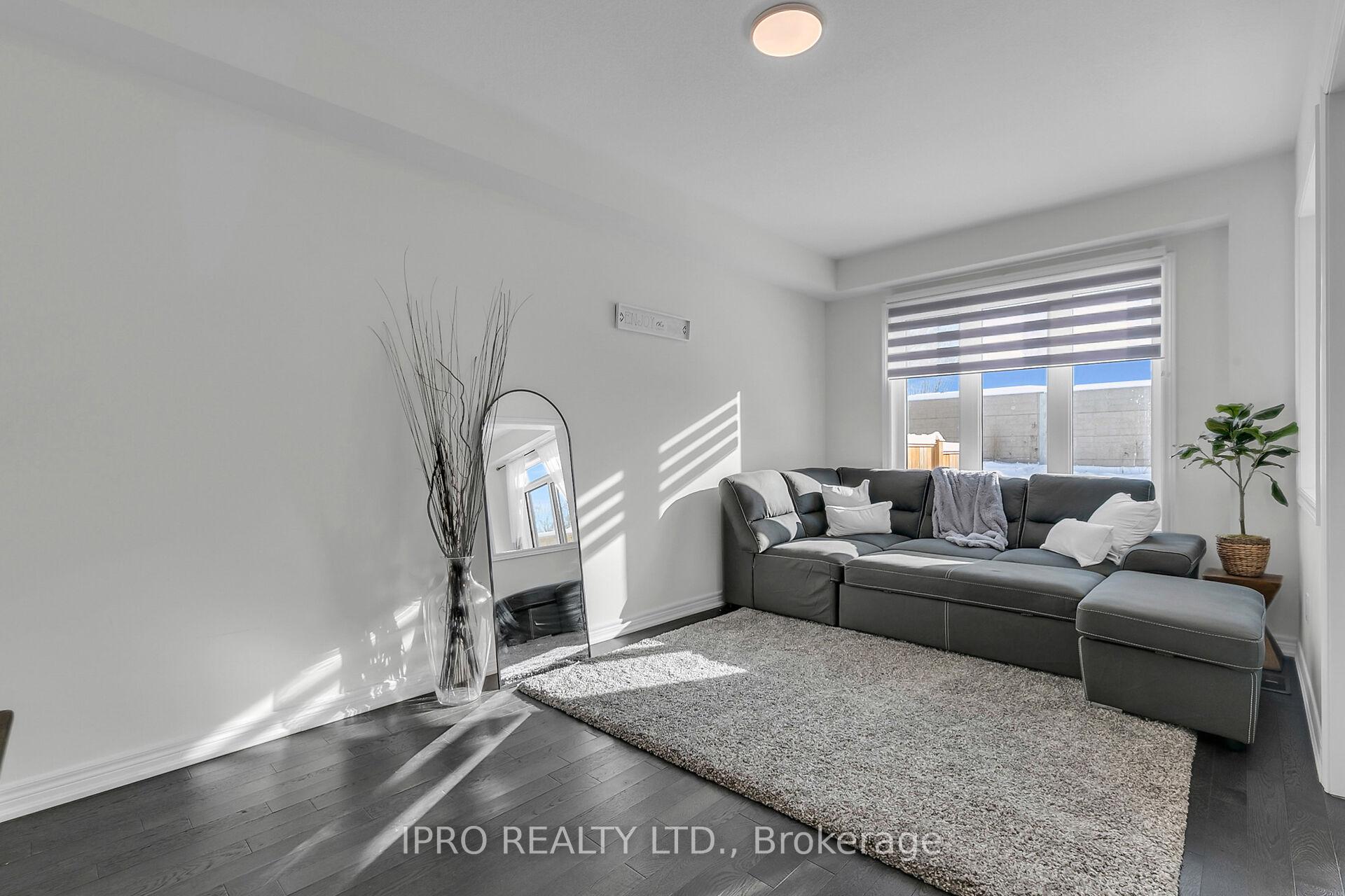Photo 10 of Unit 60, 166 Deerpath Drive, Guelph, Willow West/Sugarbush/West Acres — HOMEH