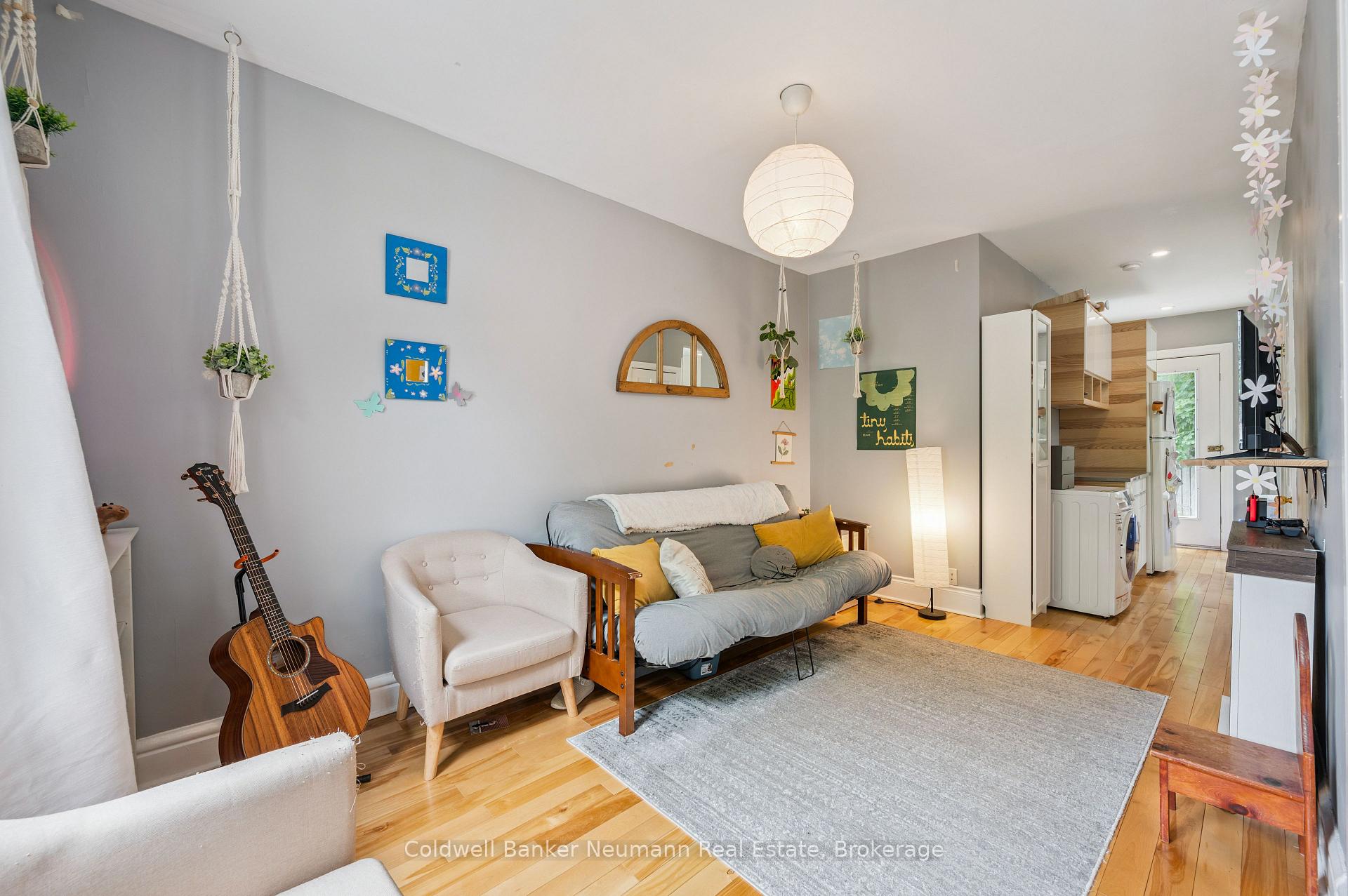 Photo 9 of 136 Kingsmill Avenue, Guelph, St. Patrick's Ward — HOMEH