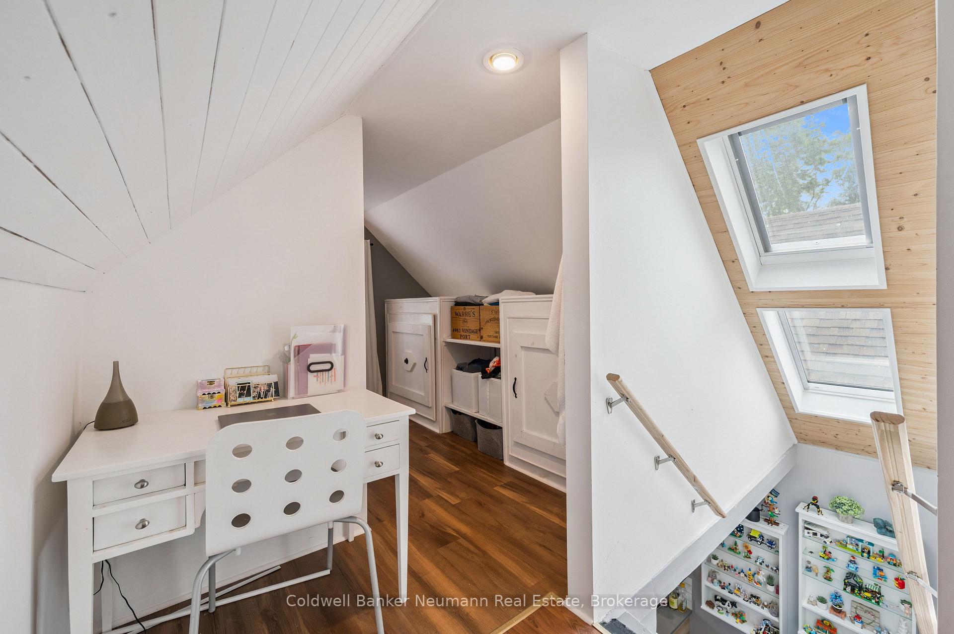 Photo 24 of 136 Kingsmill Avenue, Guelph, St. Patrick's Ward — HOMEH